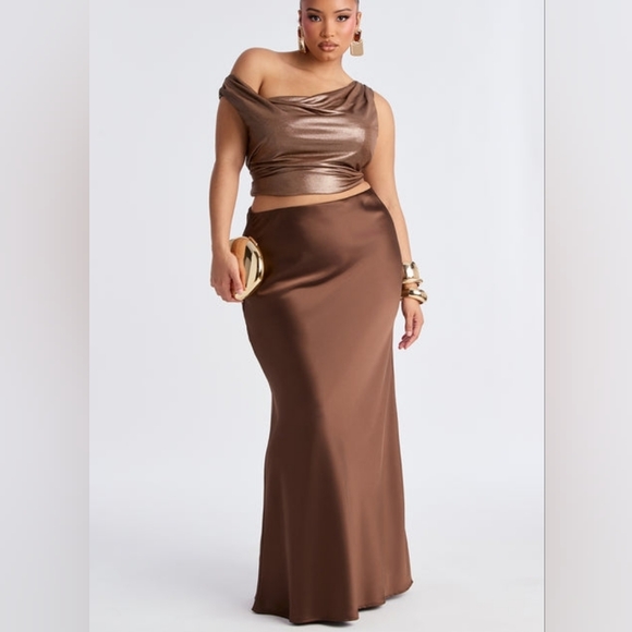 Fashion Nova Dresses & Skirts - Aurora Satin Maxi Skirt